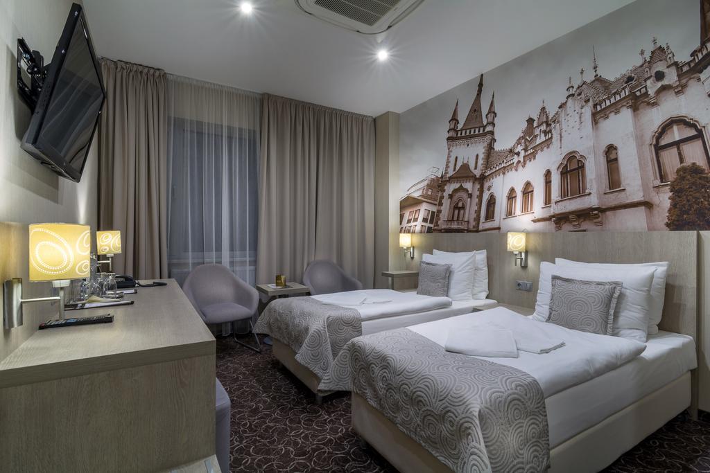 Kosice Hotel Exterior photo